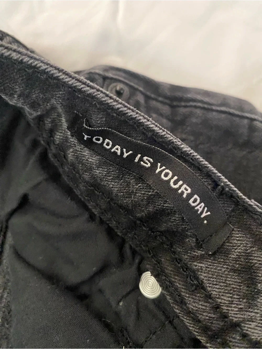 Kenneth Cole New York Men's Black Slim Fit Jeans